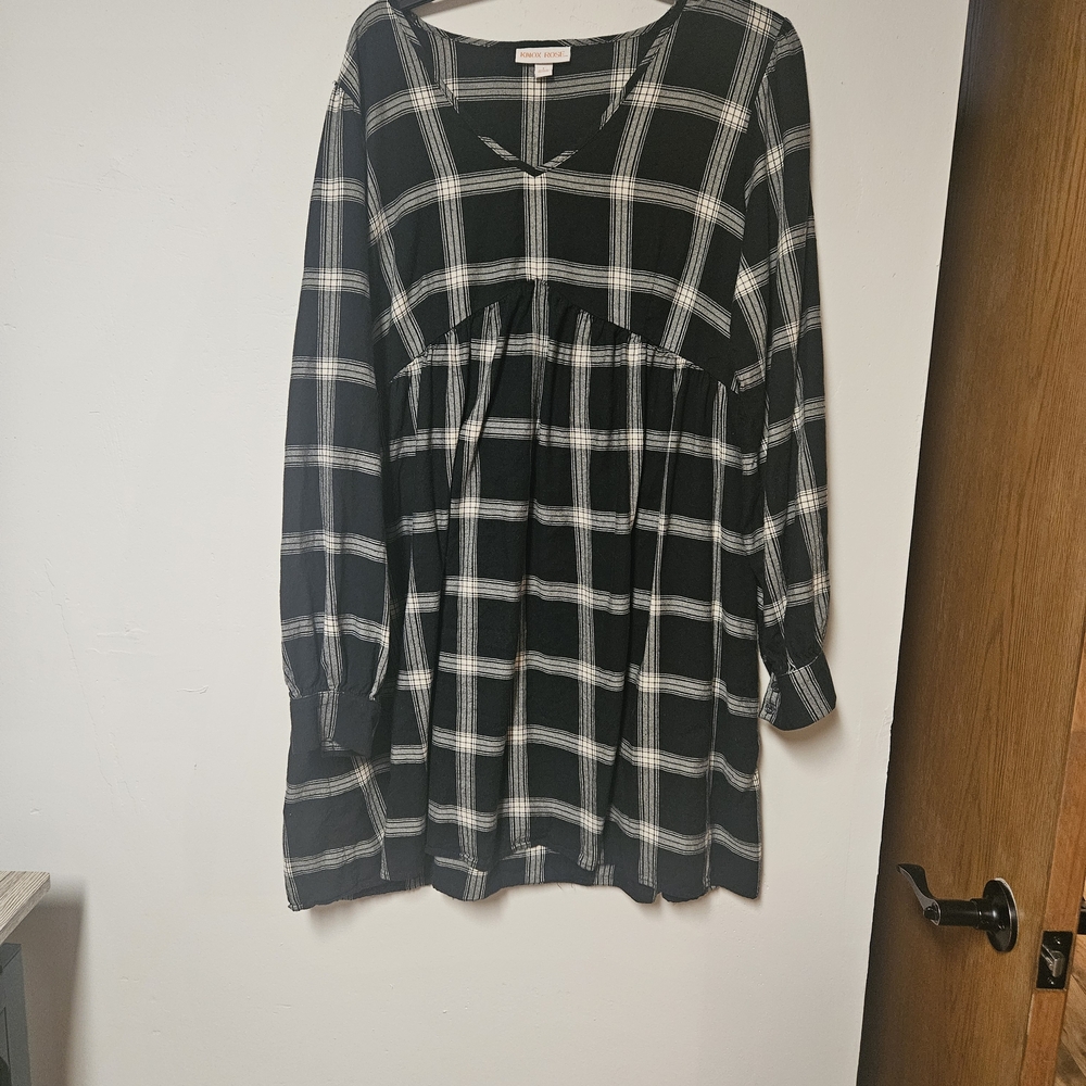Knox Rose Black and White Plaid Long Sleeve Dress